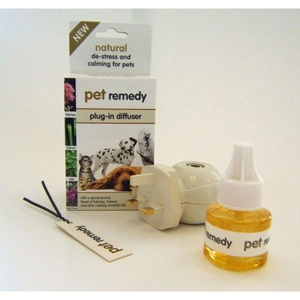 Pet Remedy Natural De-Stress & Calming Plug-in Diffuser + 40ml Refill 4 Pet Remedy Natural De-Stress & Calming Plug-in Diffuser + 40ml Refill - Image 2